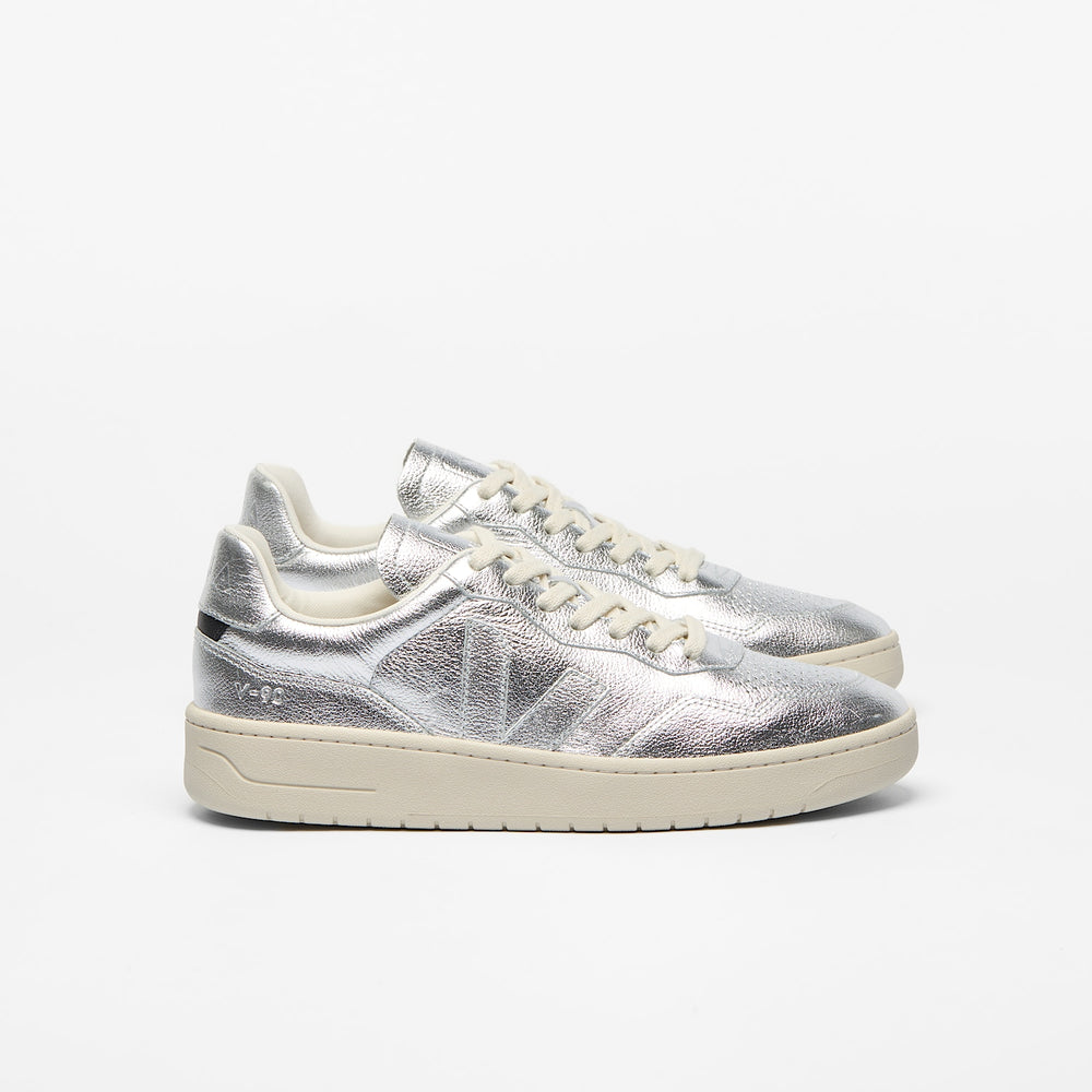 V-90 LEATHER SILVER | VEJA SALE