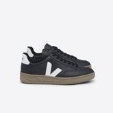 V-12 LEATHER BLACK DUNE | VEJA SALE