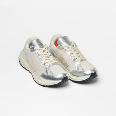 CONDOR ROYALE ALVEOMESH NATURAL PIERRE SILVER | VEJA NEAR ME
