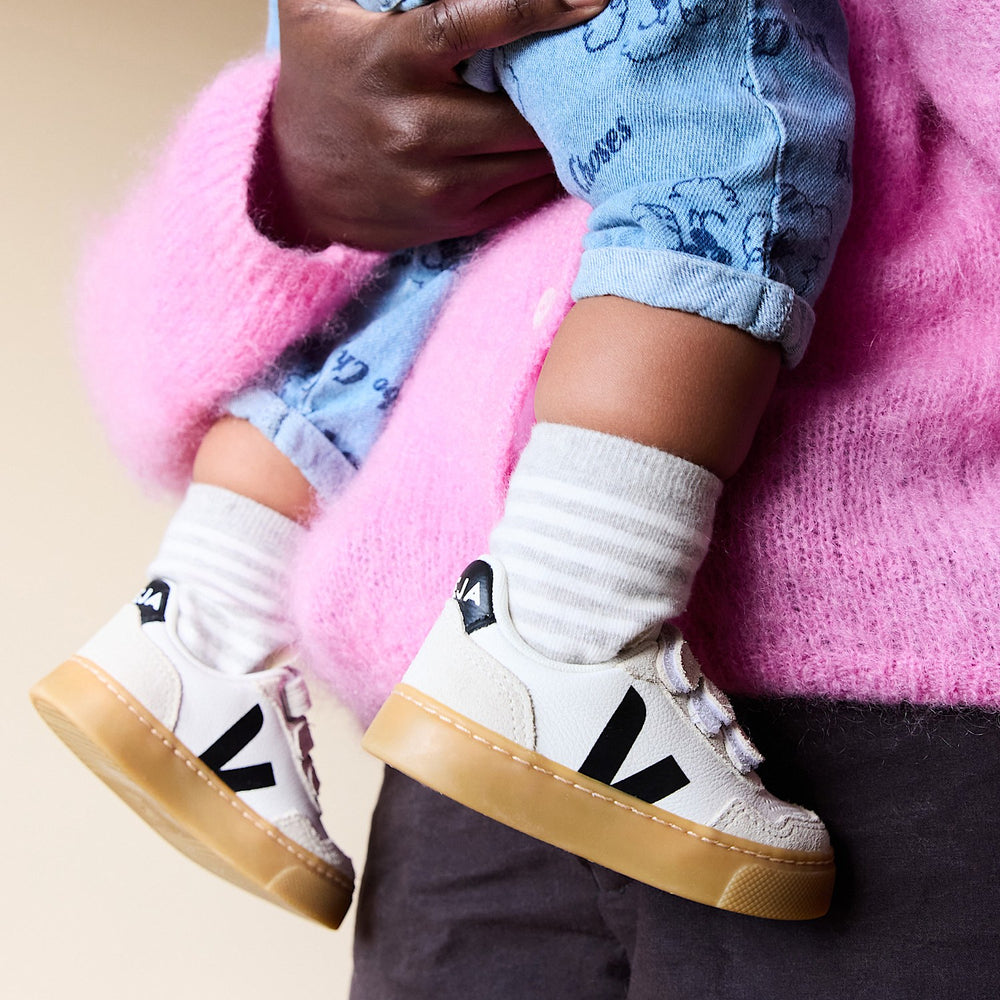 V-90 LEATHER WHITE BLACK NATURAL | VEJA OUTLET