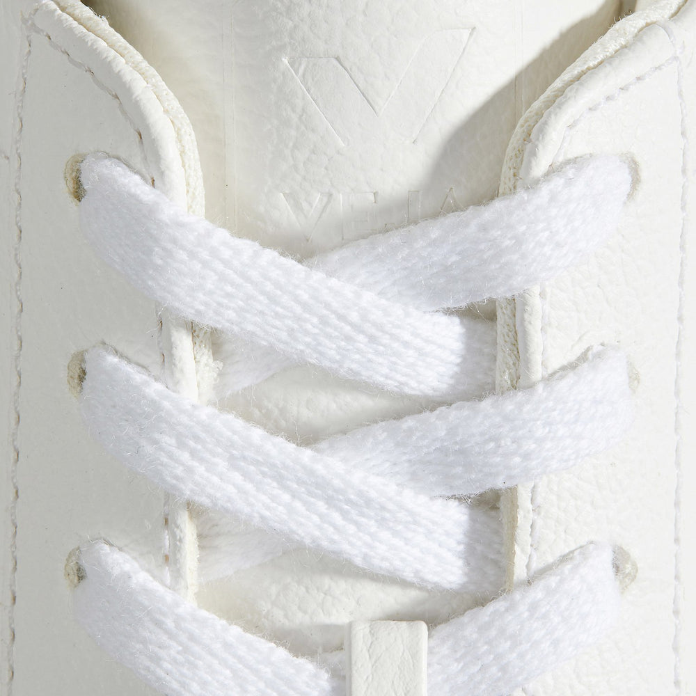 LACES ORGANIC COTTON WHITE | VEJA NEAR ME