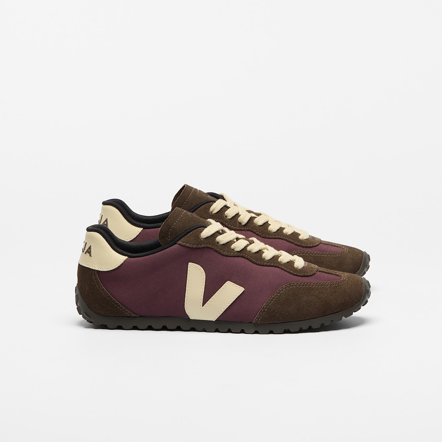 GT NOLYN AMARANTE BUTTER | VEJA FOR SALE