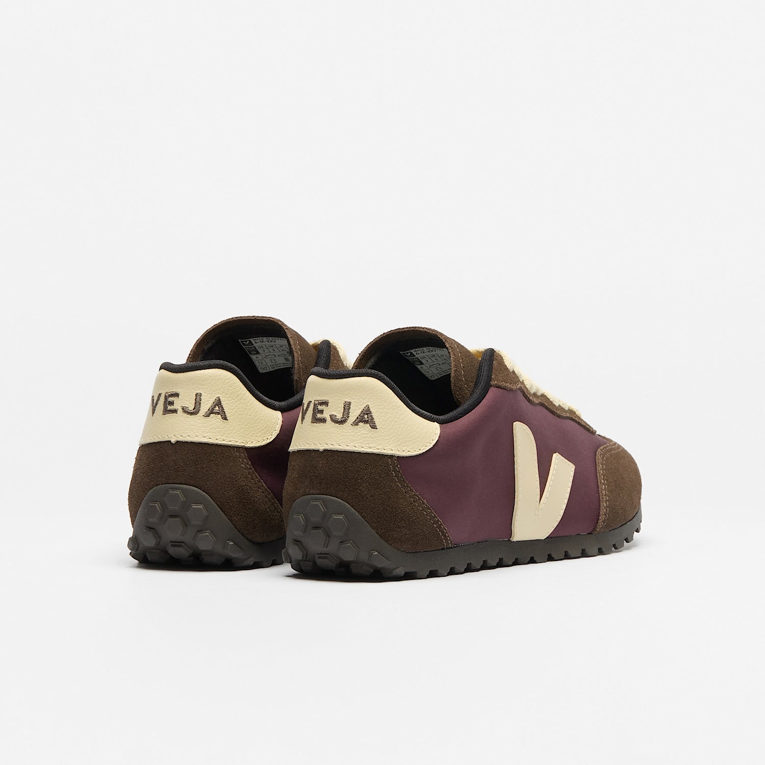 GT NOLYN AMARANTE BUTTER | VEJA FOR SALE