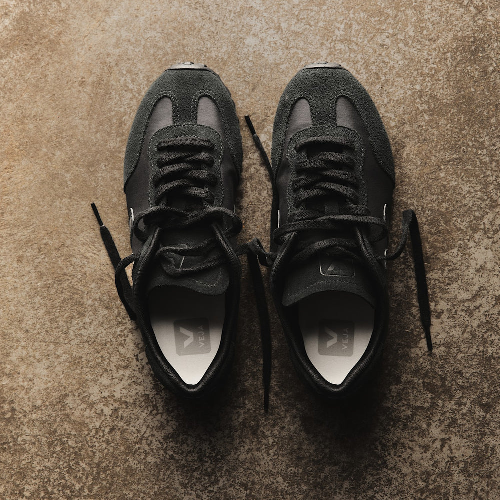 GT NOLYN FULL BLACK | VEJA US