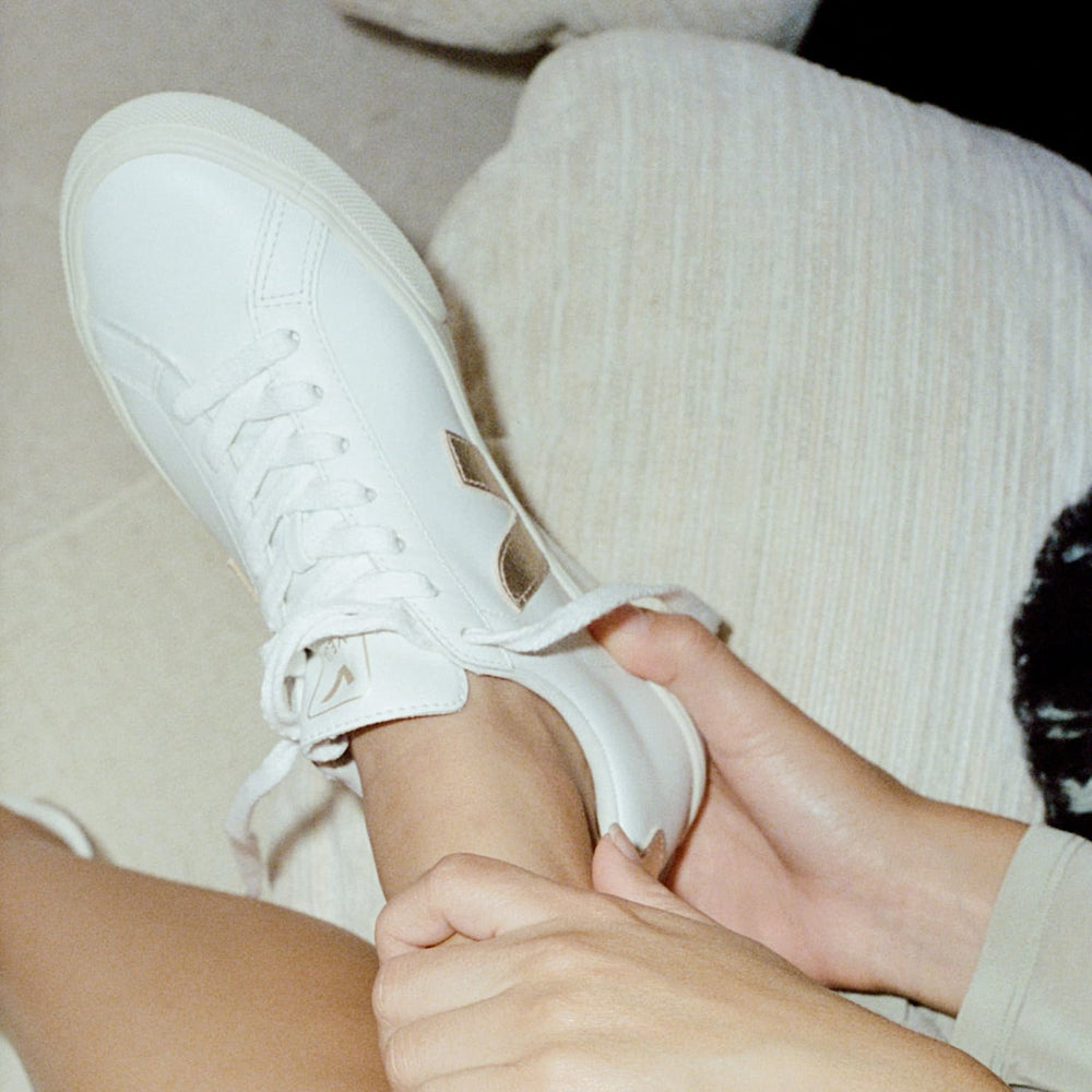CAMPO LEATHER WHITE PLATINE | VEJA NEAR ME