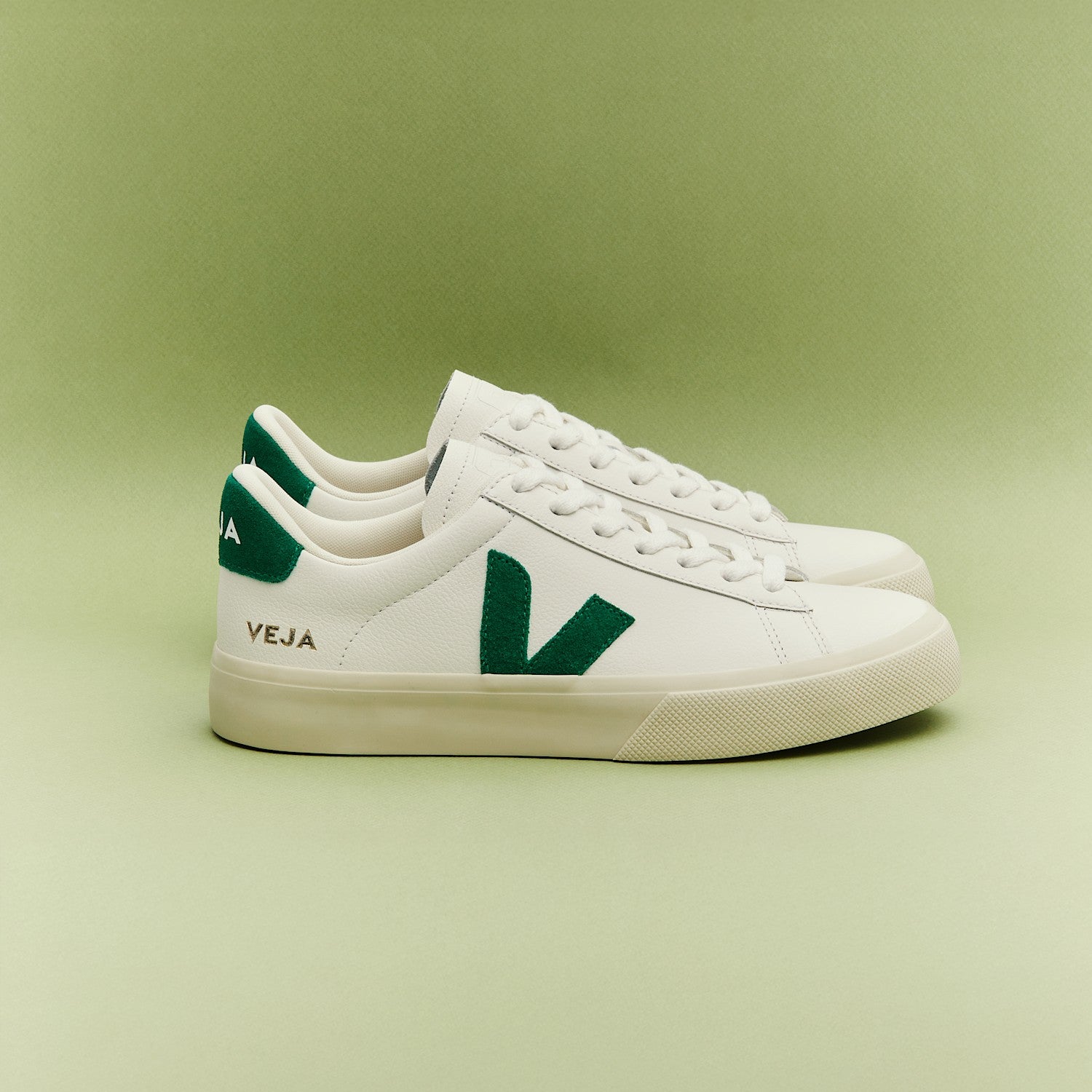 CAMPO LEATHER WHITE EMERAUDE | VEJA OUTLET