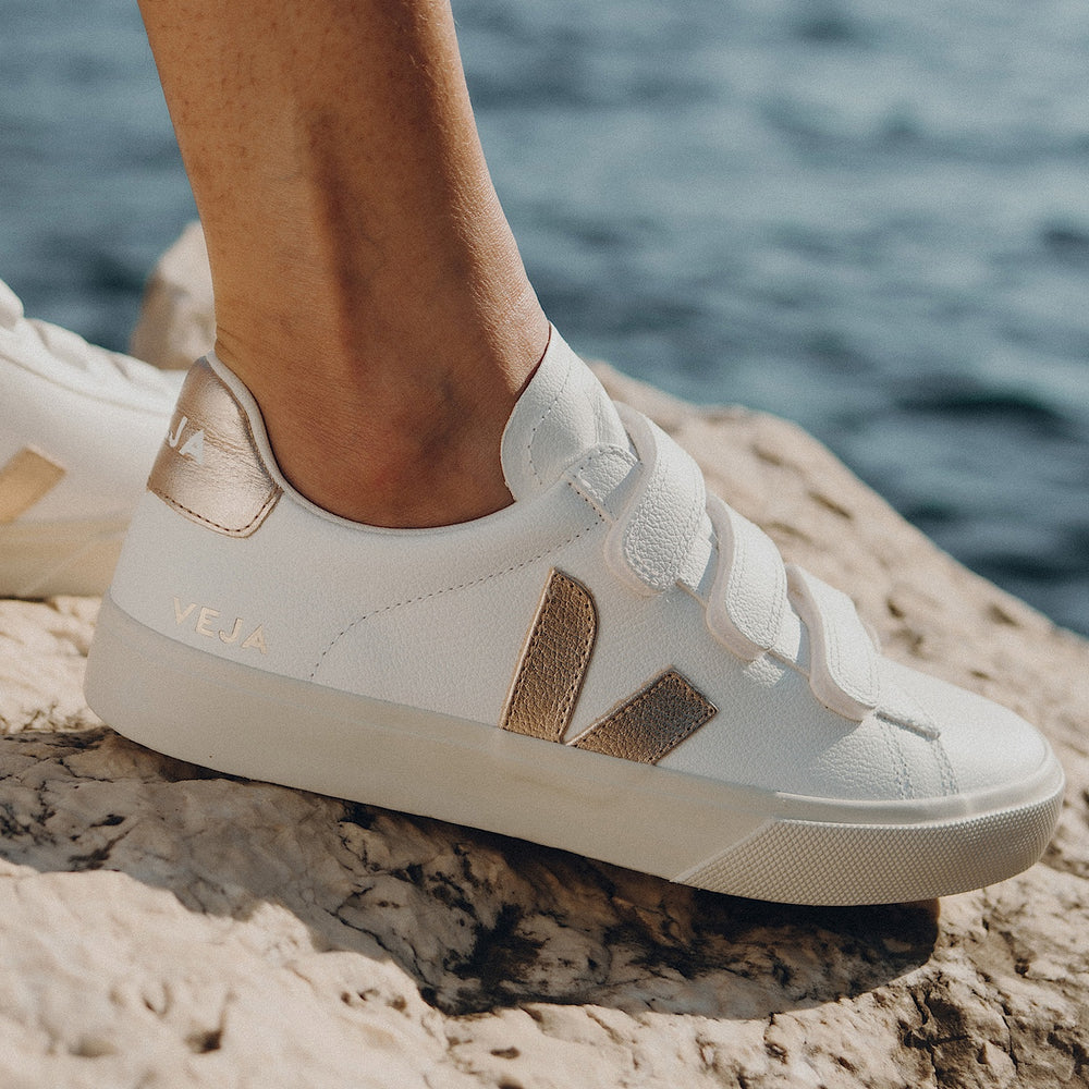 RECIFE LEATHER WHITE PLATINE | VEJA SALE