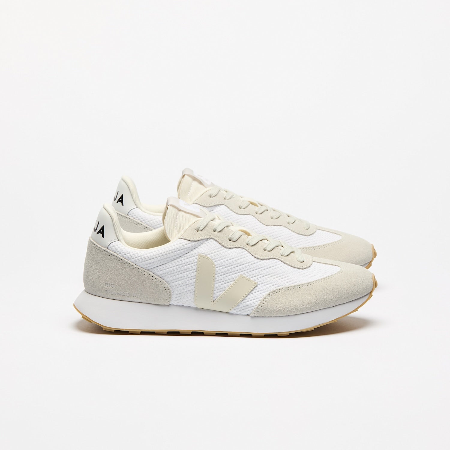 RIO BRANCO II ALVEOMESH WHITE PIERRE | VEJA FOR SALE