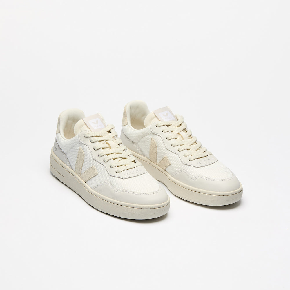 V-90 B-MESH WHITE PIERRE | VEJA ONLINE