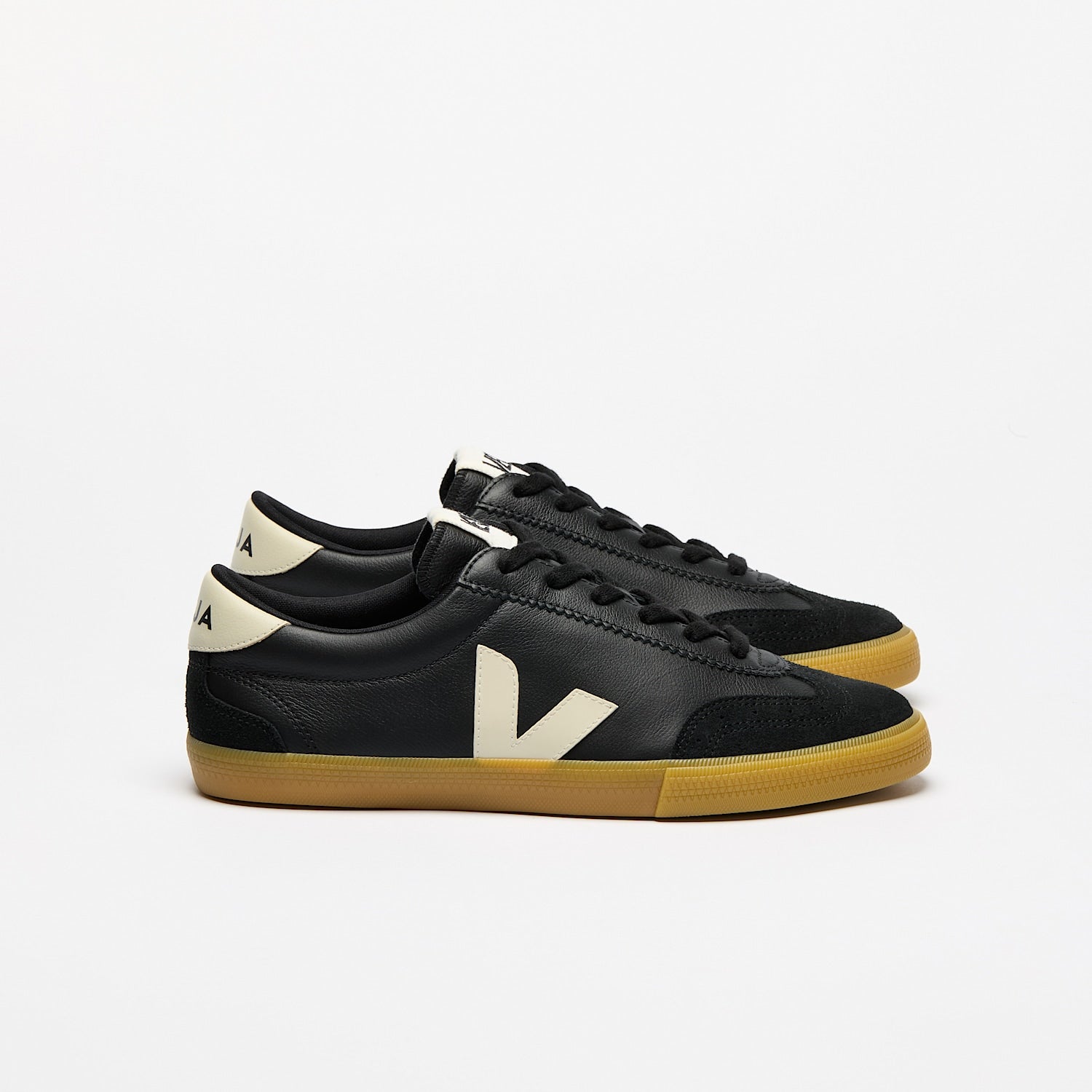 VOLLEY LEATHER BLACK PIERRE | VEJA FOR SALE