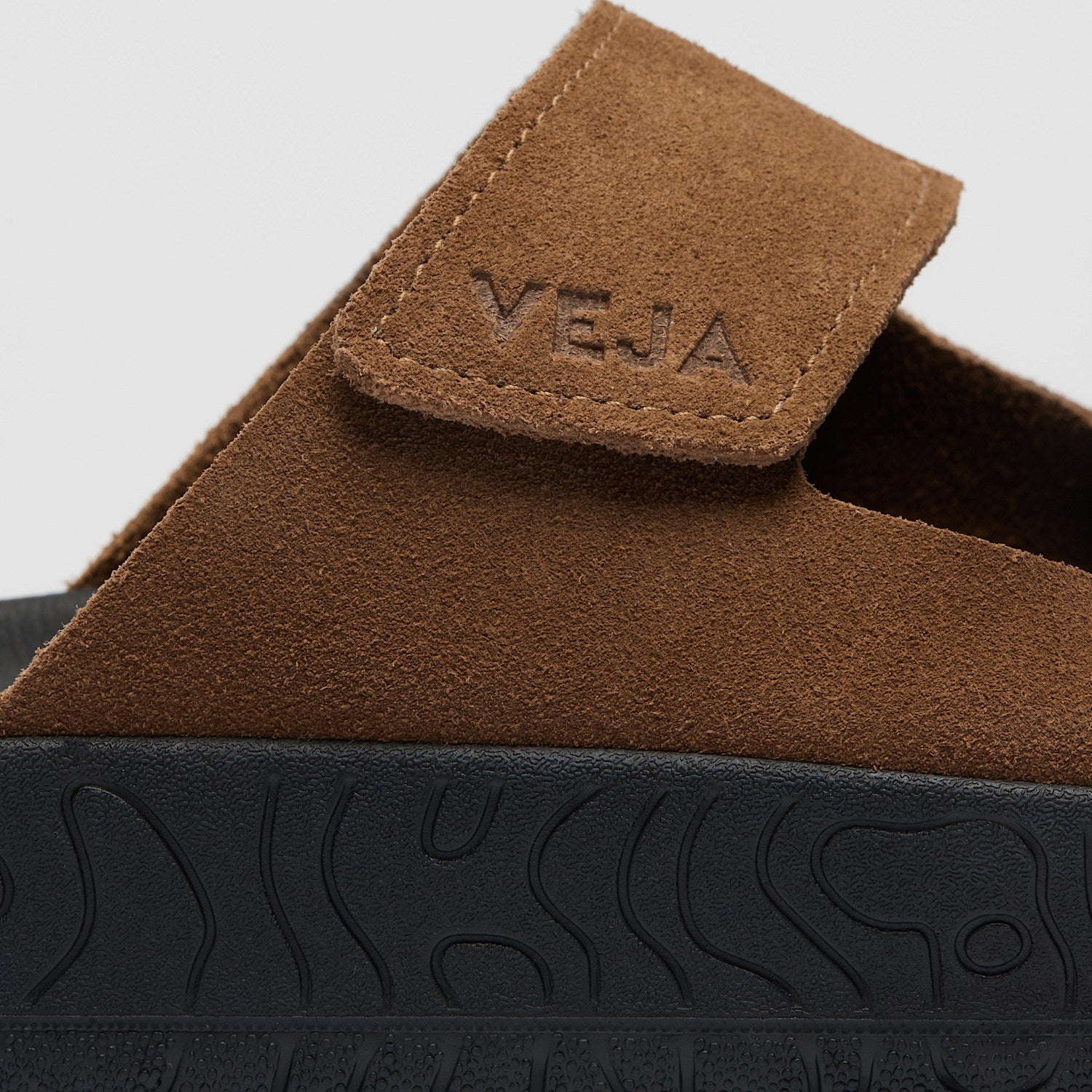 ETNA SUEDE BROWN BLACK | VEJA OUTLET