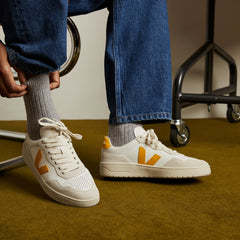 V-90 LEATHER WHITE SAFRAN | VEJA FOR SALE