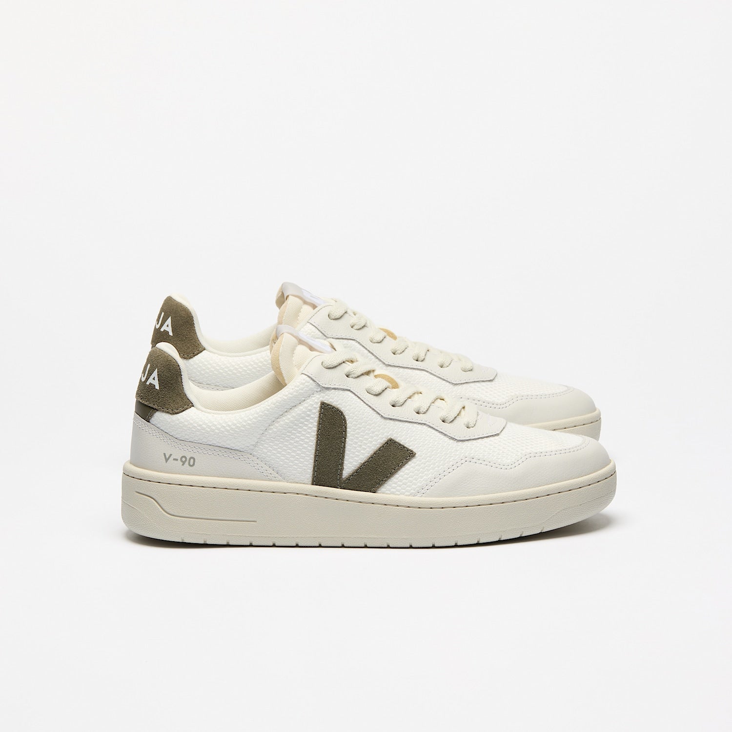 V-90 B-MESH WHITE KAKI | VEJA NEAR ME