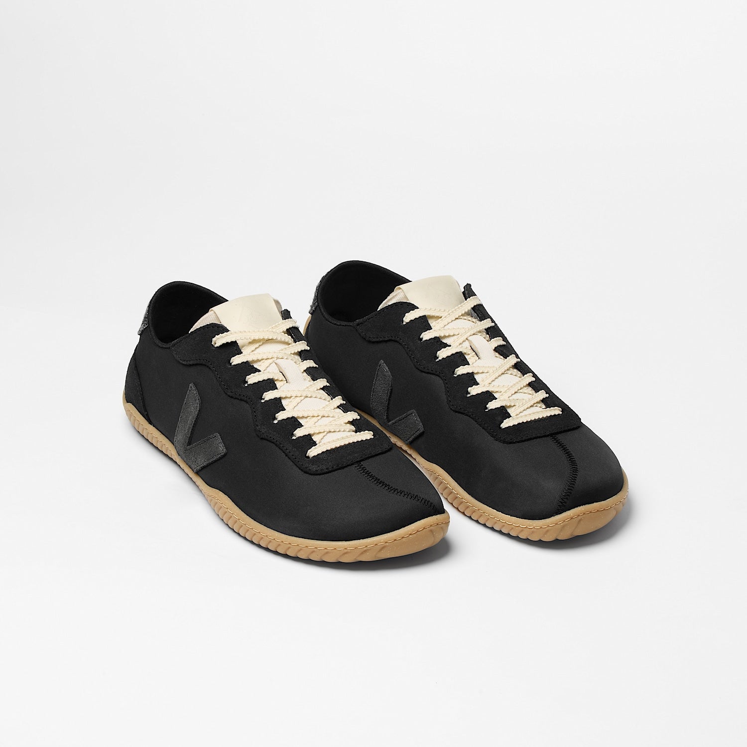 JITSU NOLYN VEJA x BASERANGE BLACK | VEJA ONLINE