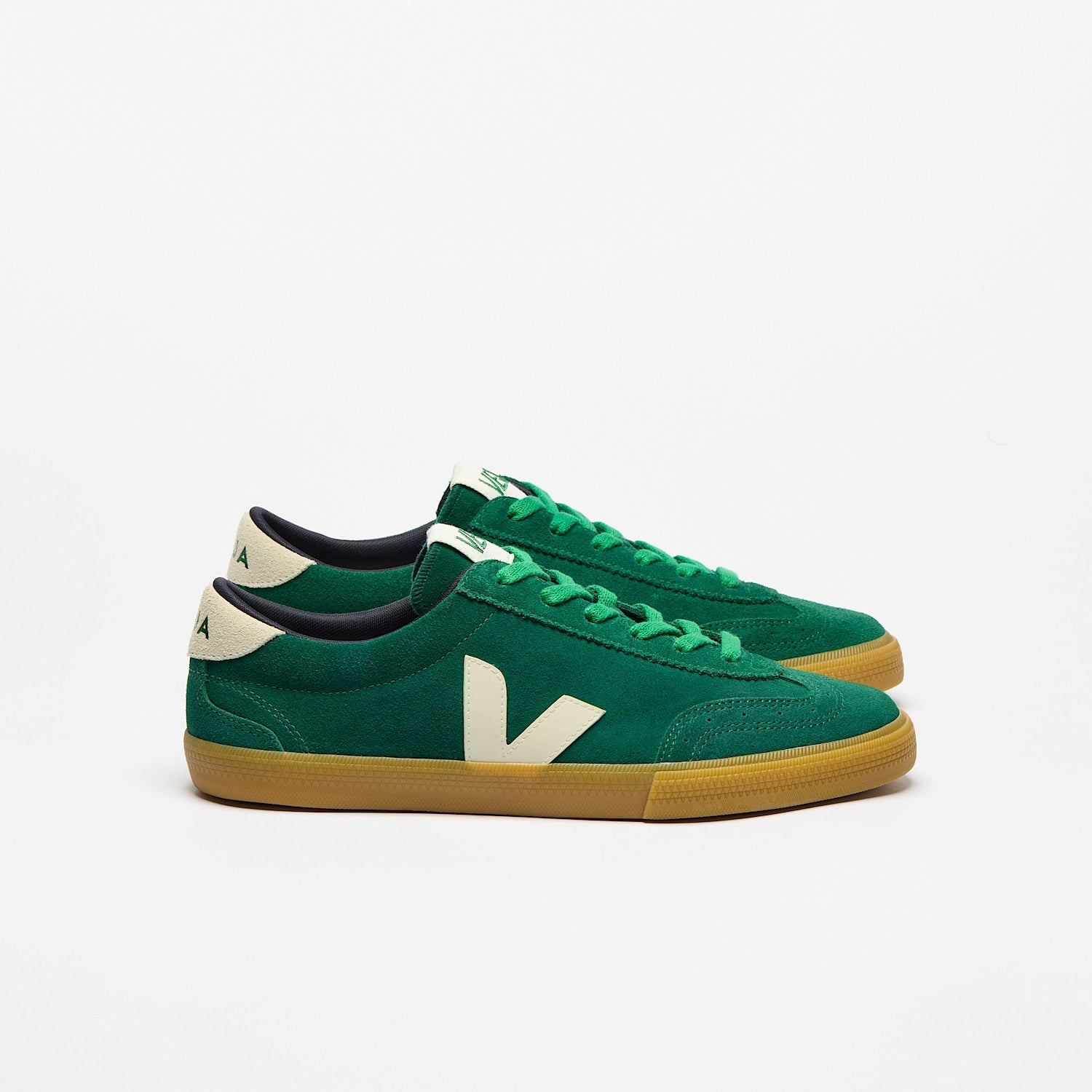 VOLLEY SUEDE POKER PIERRE | VEJA ONLINE