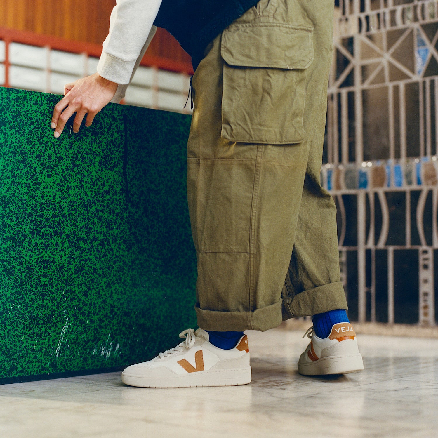 V-90 LEATHER WHITE UMBER | VEJA US