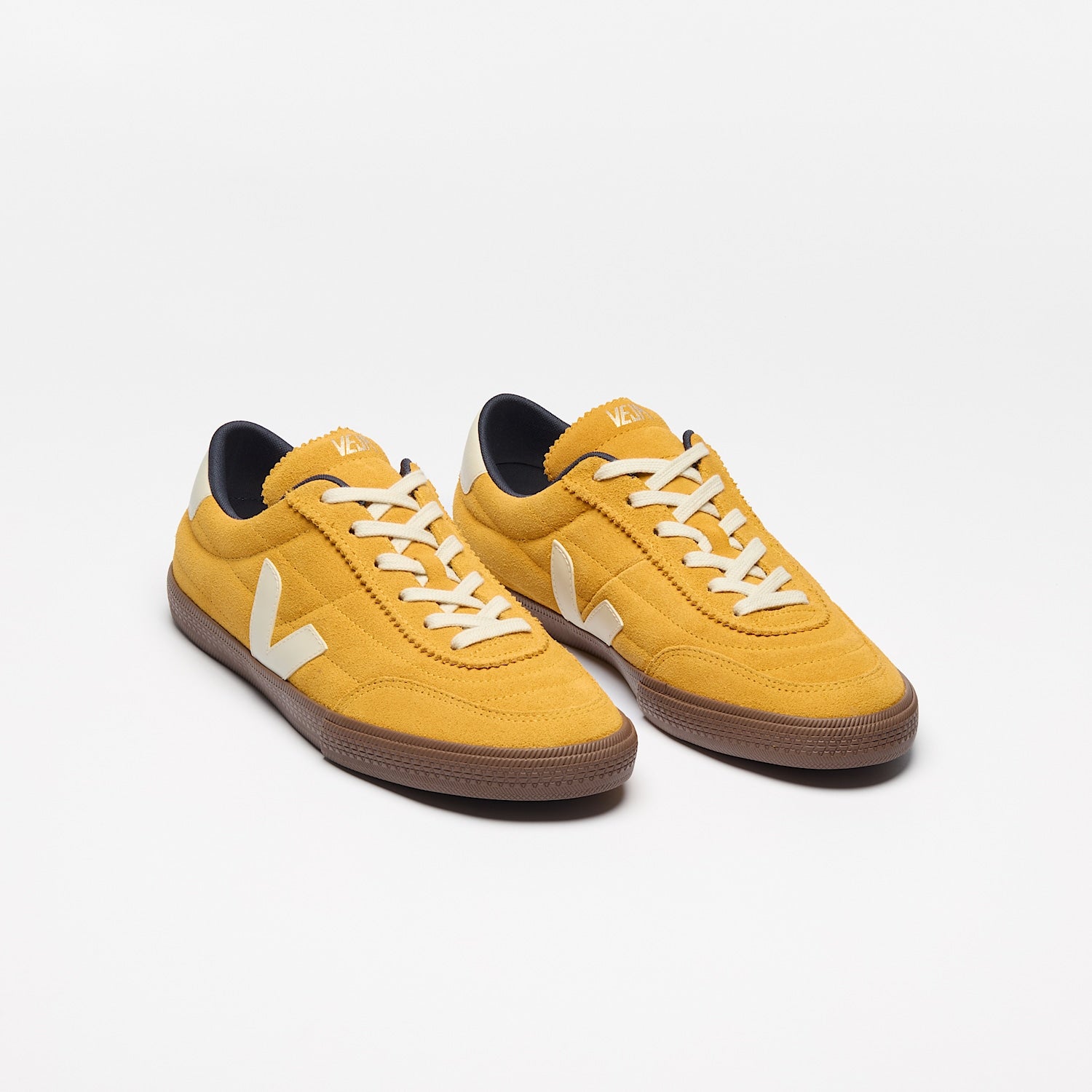 PANENKA SUEDE SAFRAN PIERRE BARK | VEJA ONLINE