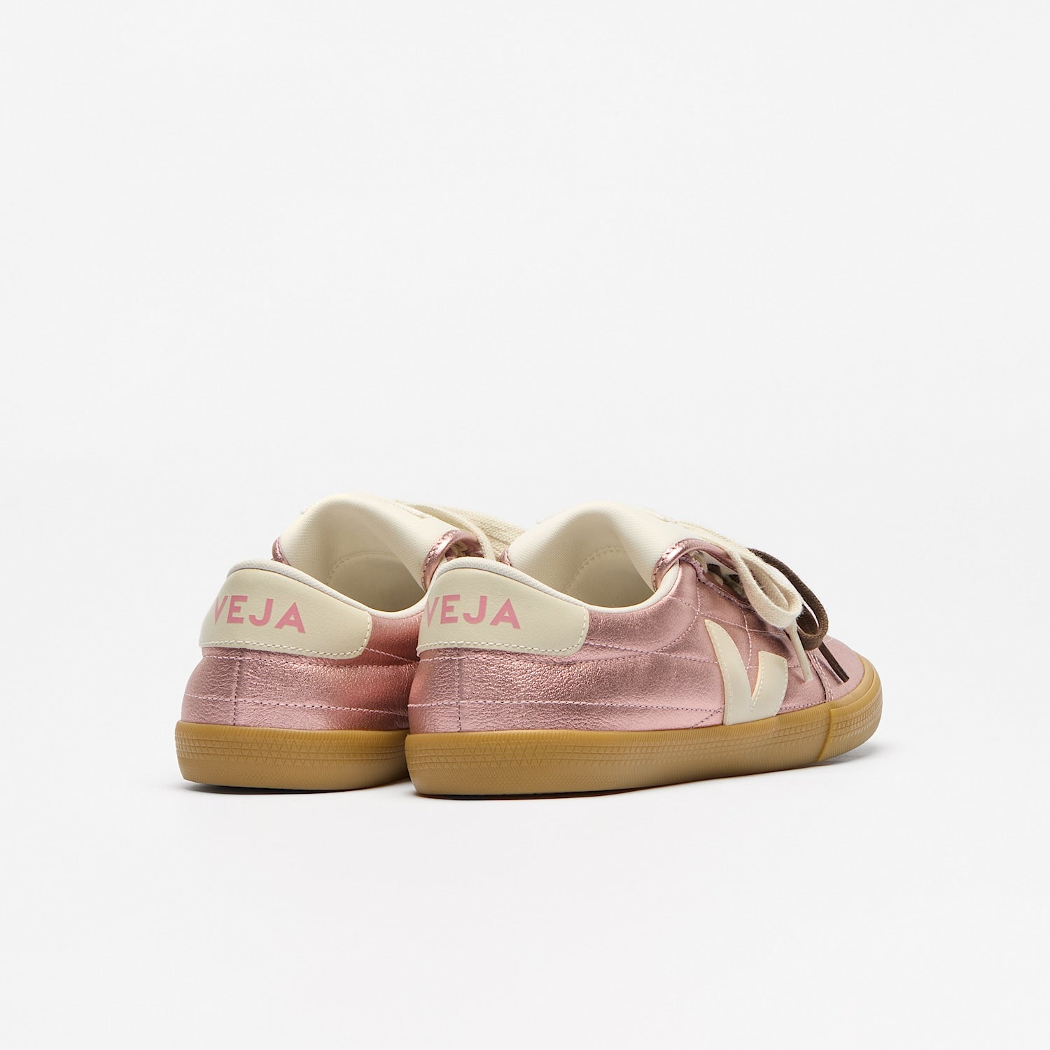 PANENKA LEATHER VEJA X MAGLIANO NACRE | VEJA DISCOUNT
