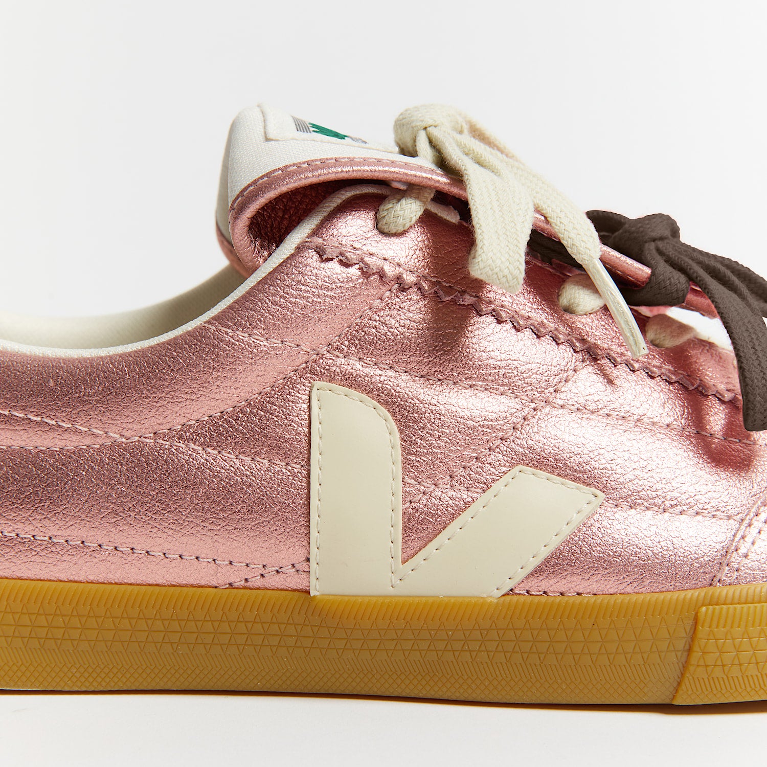 PANENKA LEATHER VEJA X MAGLIANO NACRE | VEJA DISCOUNT