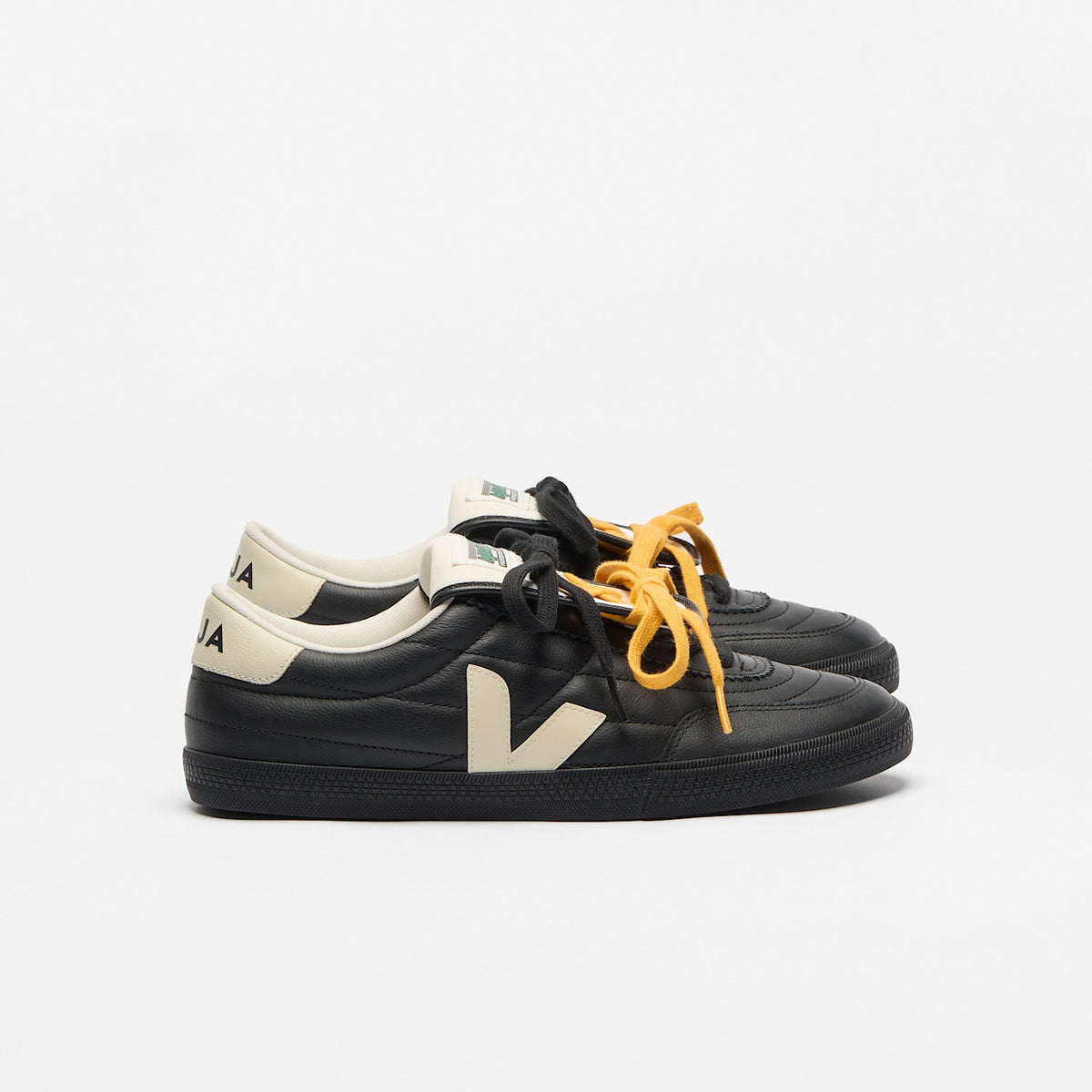 PANENKA LEATHER VEJA X MAGLIANO BLACK | VEJA OUTLET
