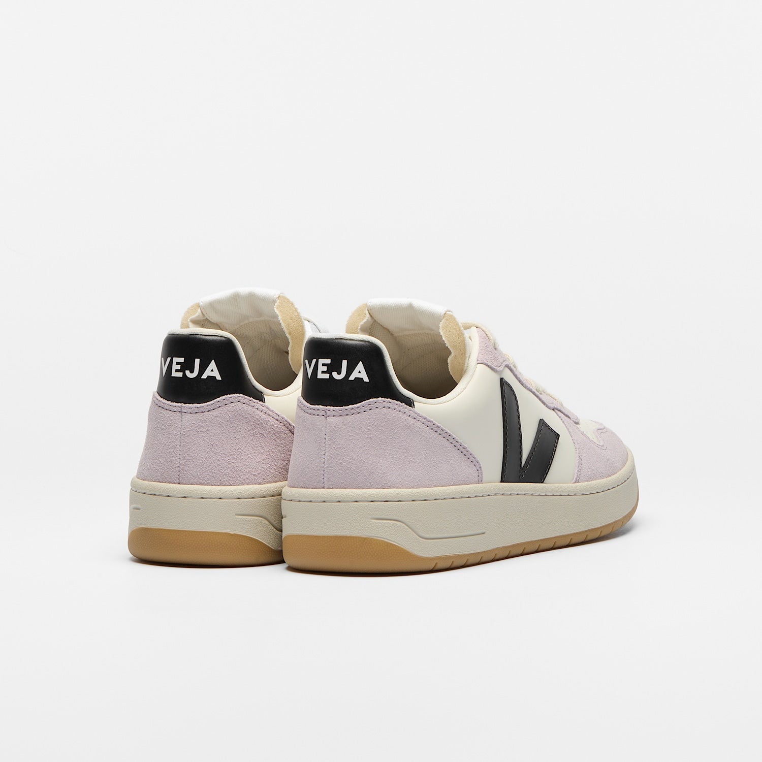 V-10 LEATHER PURE BLACK PARME | VEJA ONLINE