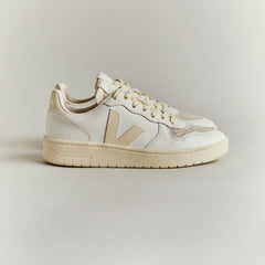 V-10 LEATHER PURE CALCAIRE | VEJA SALE
