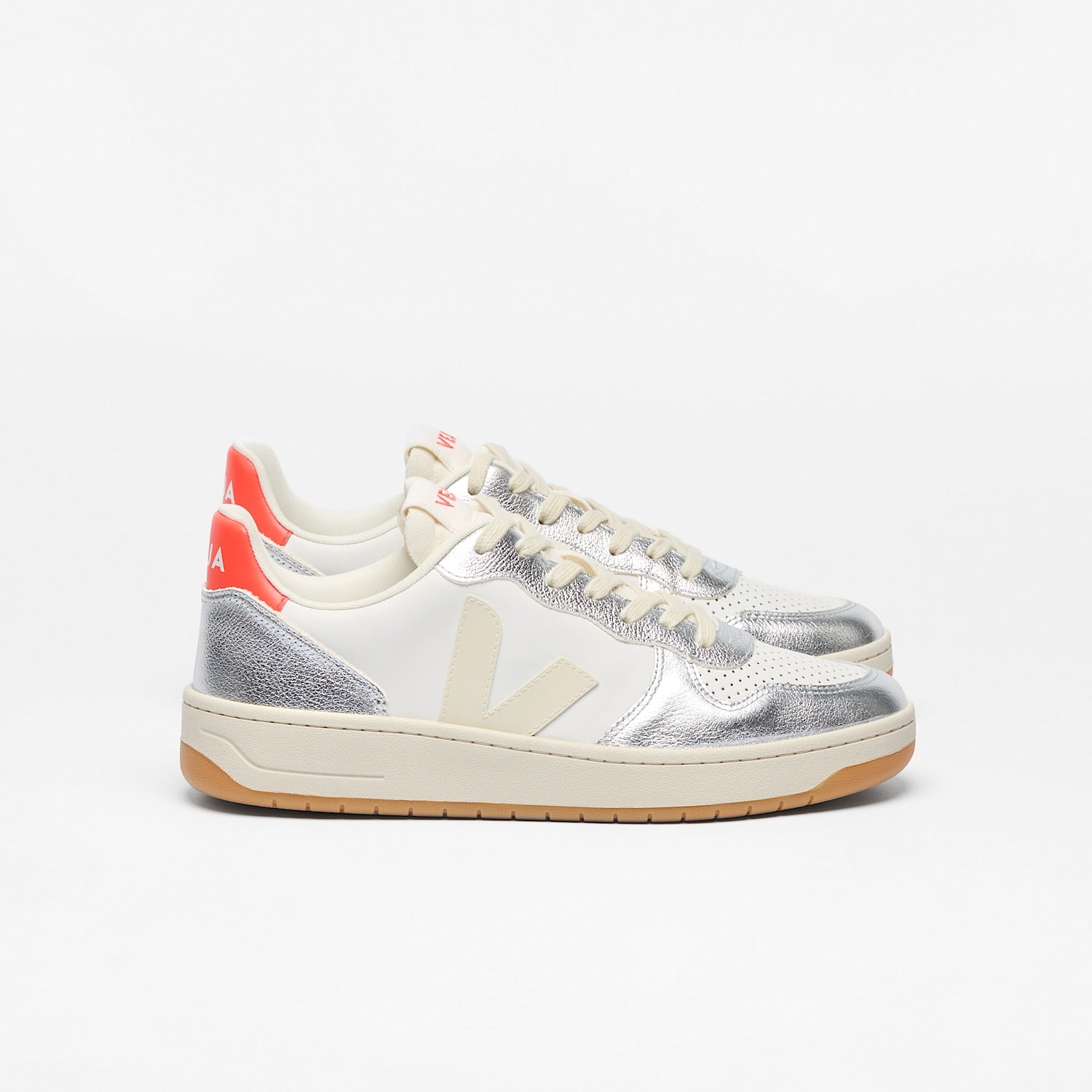 V-10 LEATHER WHITE PIERRE SILVER | VEJA SALE