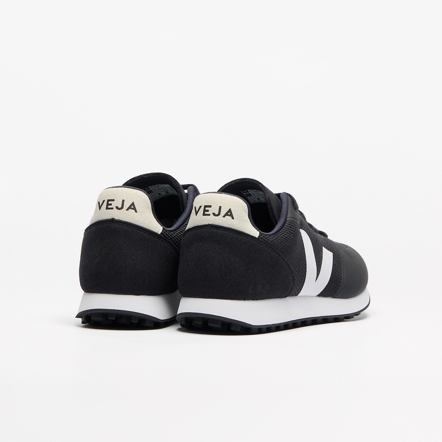 SDU B-MESH BLACK WHITE | VEJA SALE
