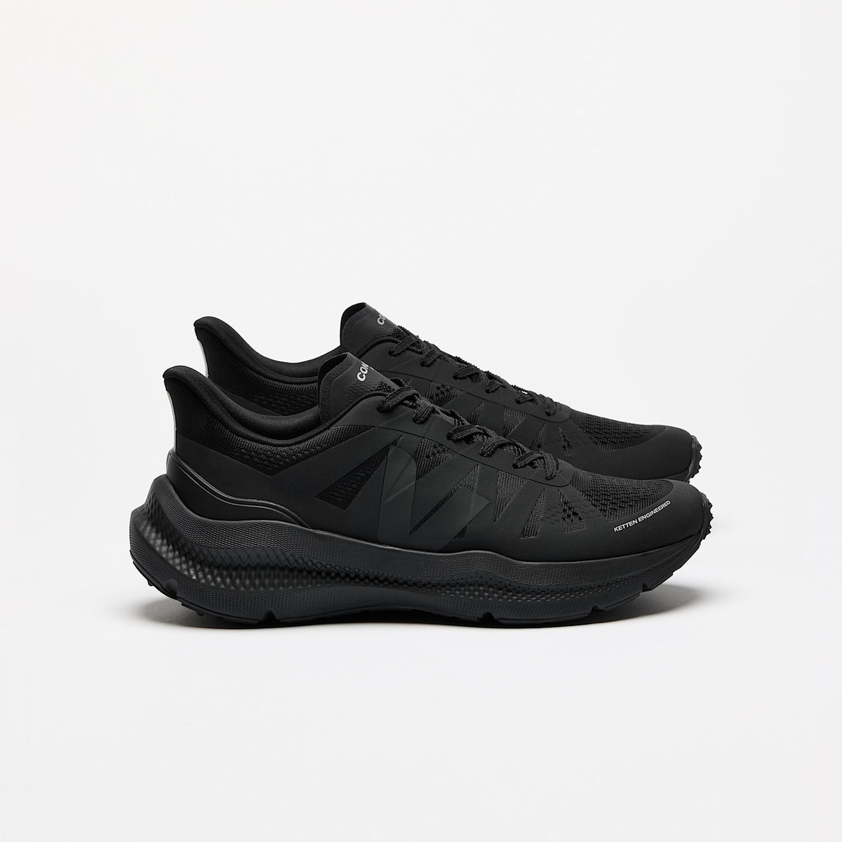 CONDOR 3 ADVANCED ENGINEERED-MESH FULL BLACK | VEJA US