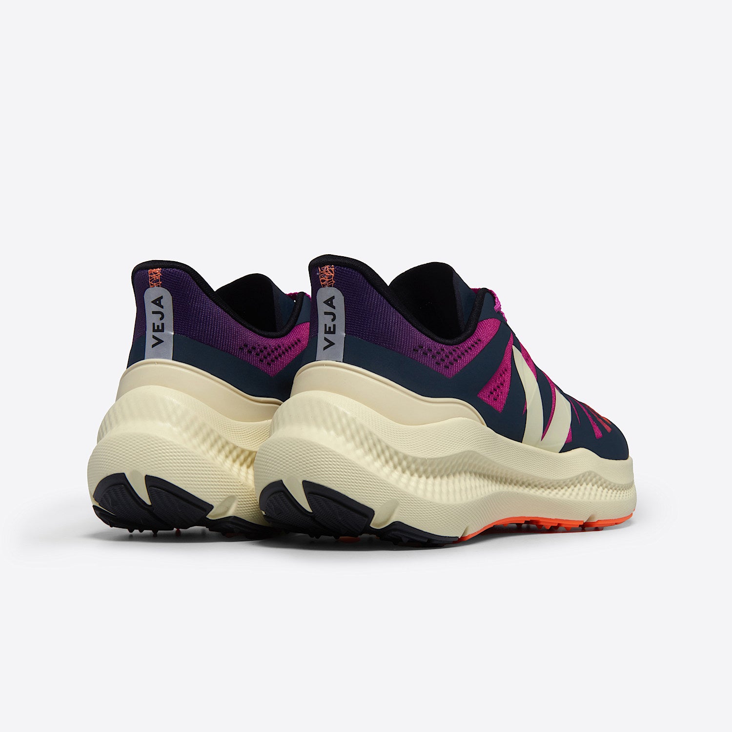 CONDOR 3 ENGINEERED-MESH GRADIENT CALCAIRE NAUTICO | VEJA FOR SALE