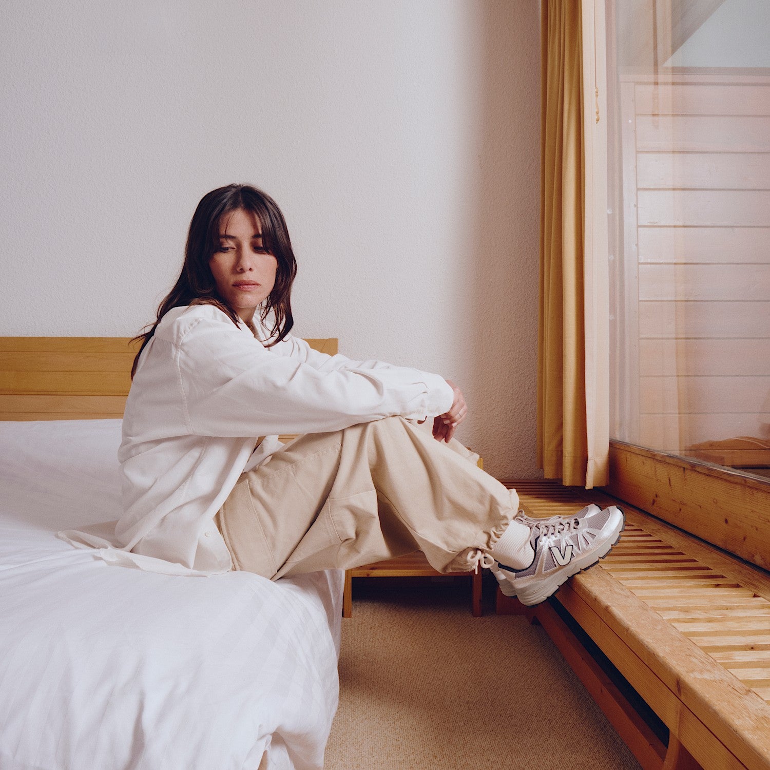 SALAR ALVEOMESH PIERRE SILVER | VEJA SALE