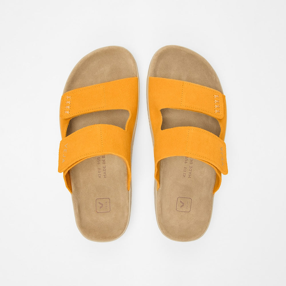 ETNA SUEDE SAFRAN ALMOND | VEJA ONLINE