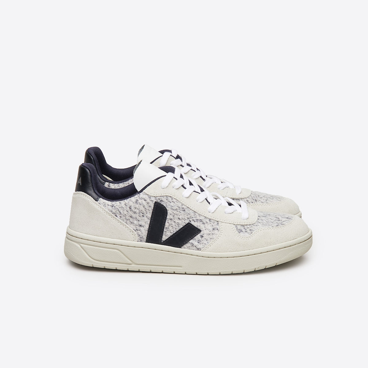 V-10 FLANNEL SNOW BLACK | VEJA US