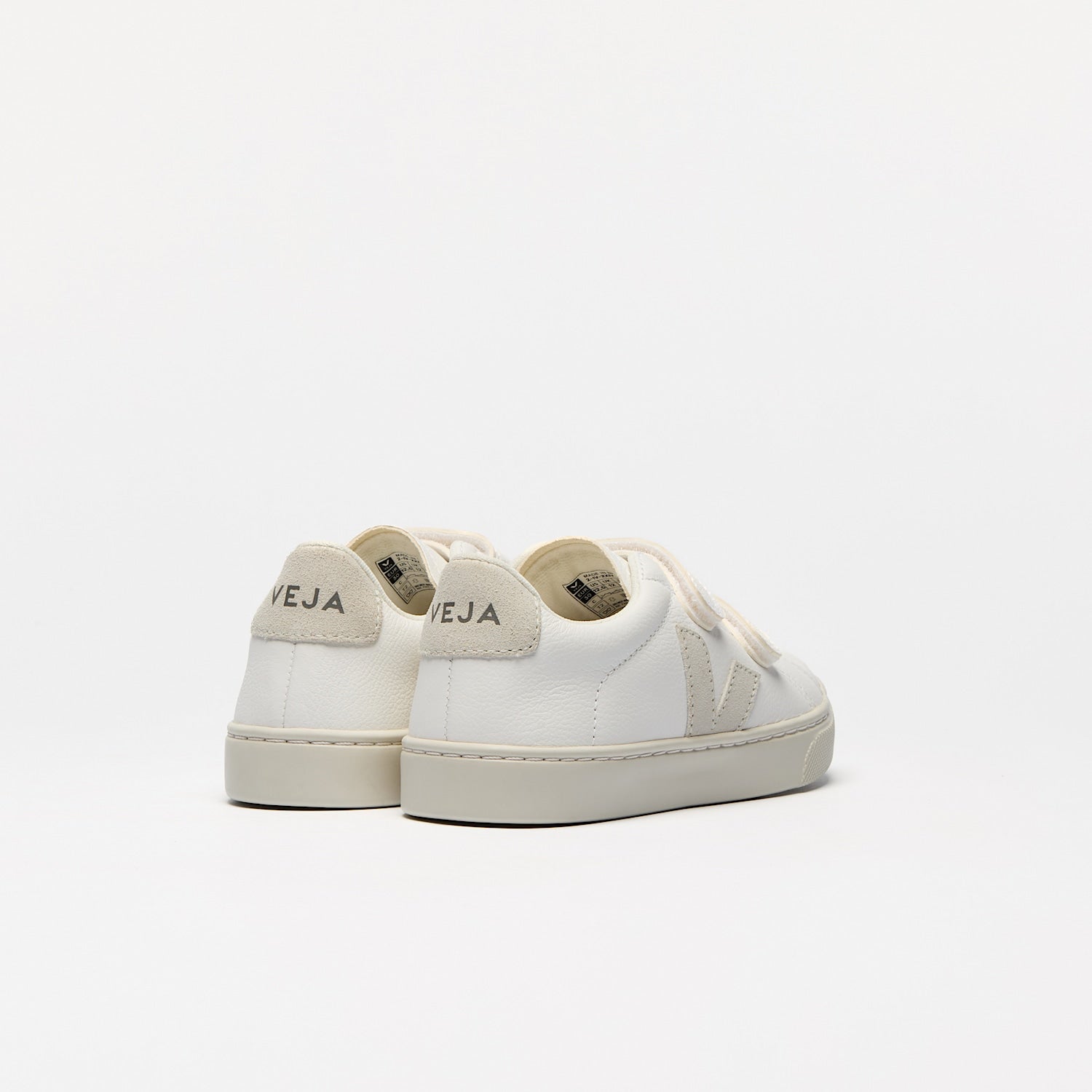 ESPLAR LEATHER WHITE NATURAL | VEJA NEAR ME