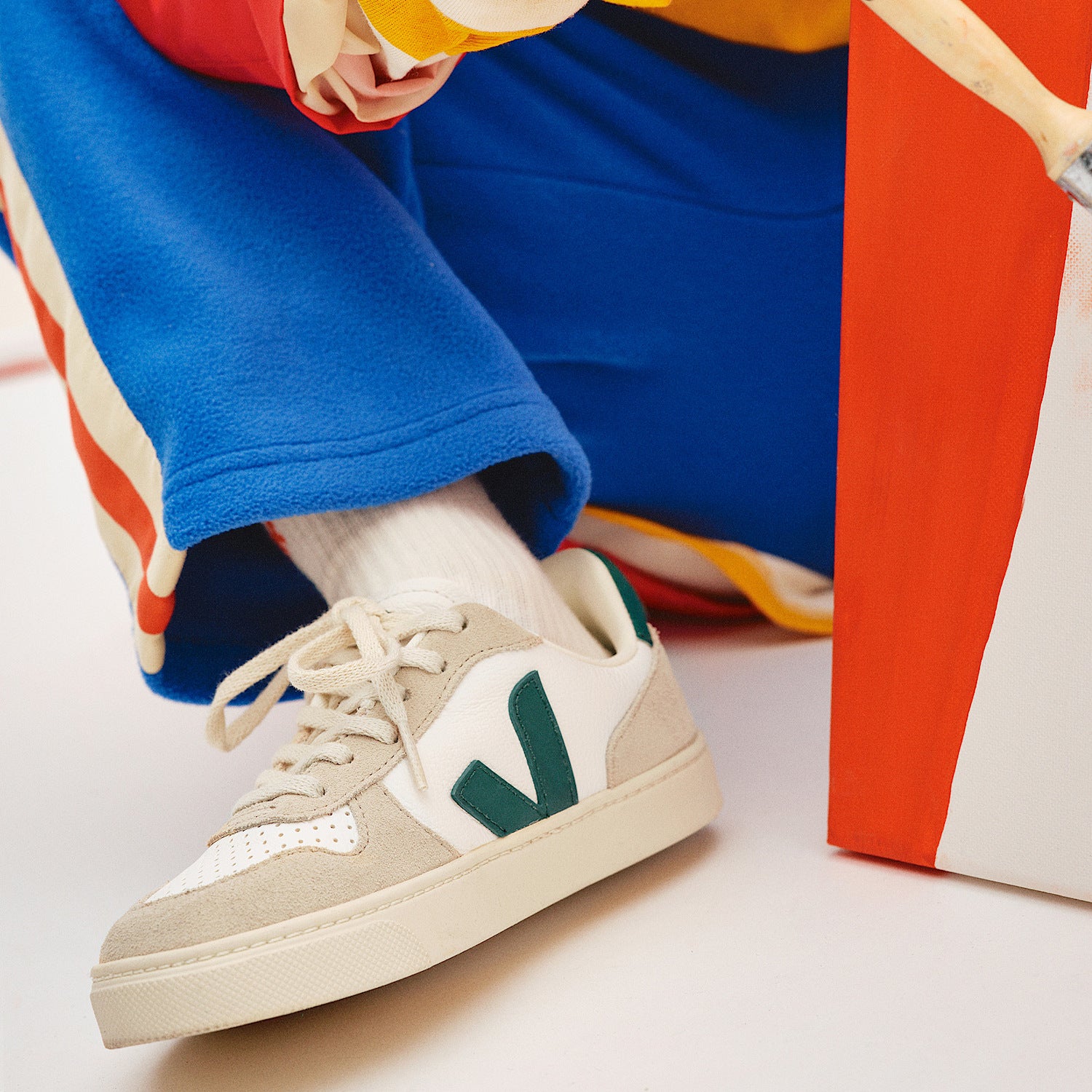 V-10 LEATHER WHITE BRITTANY ALMOND | VEJA ONLINE