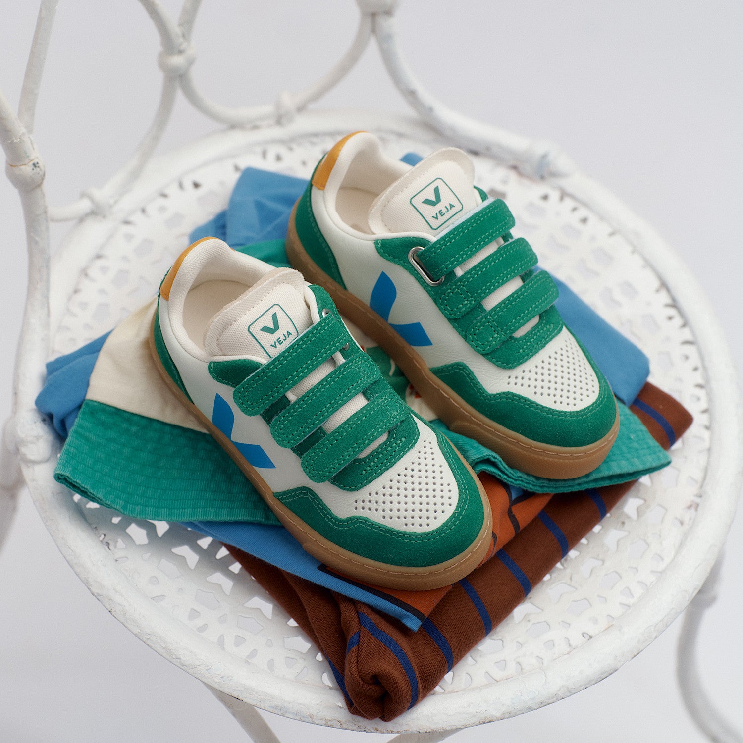 V-90 LEATHER JADE EGEE EMERAUDE NATURAL | VEJA DISCOUNT