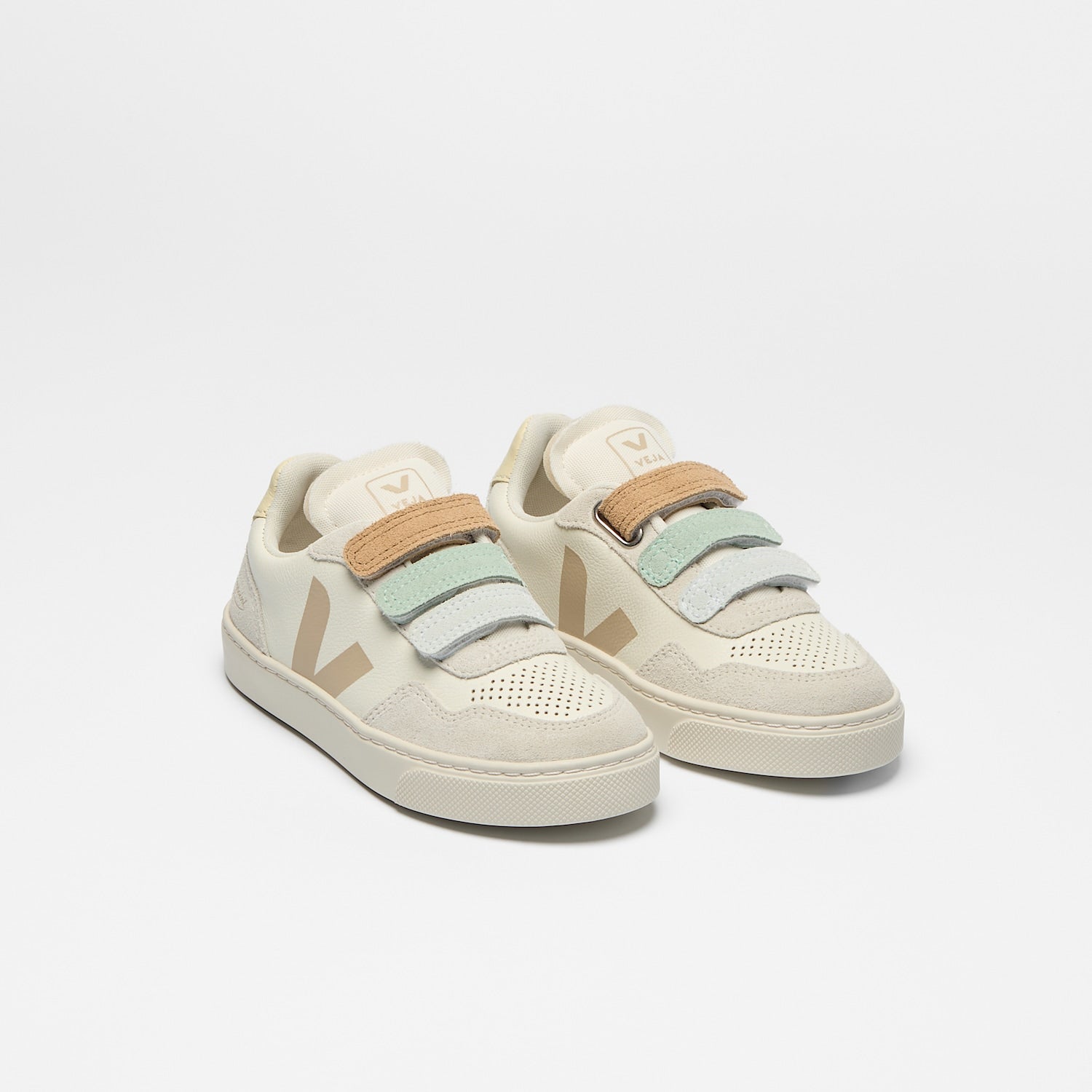 V-90 LEATHER VEJA X BONPOINT PURE ALMOND NATURAL | VEJA US