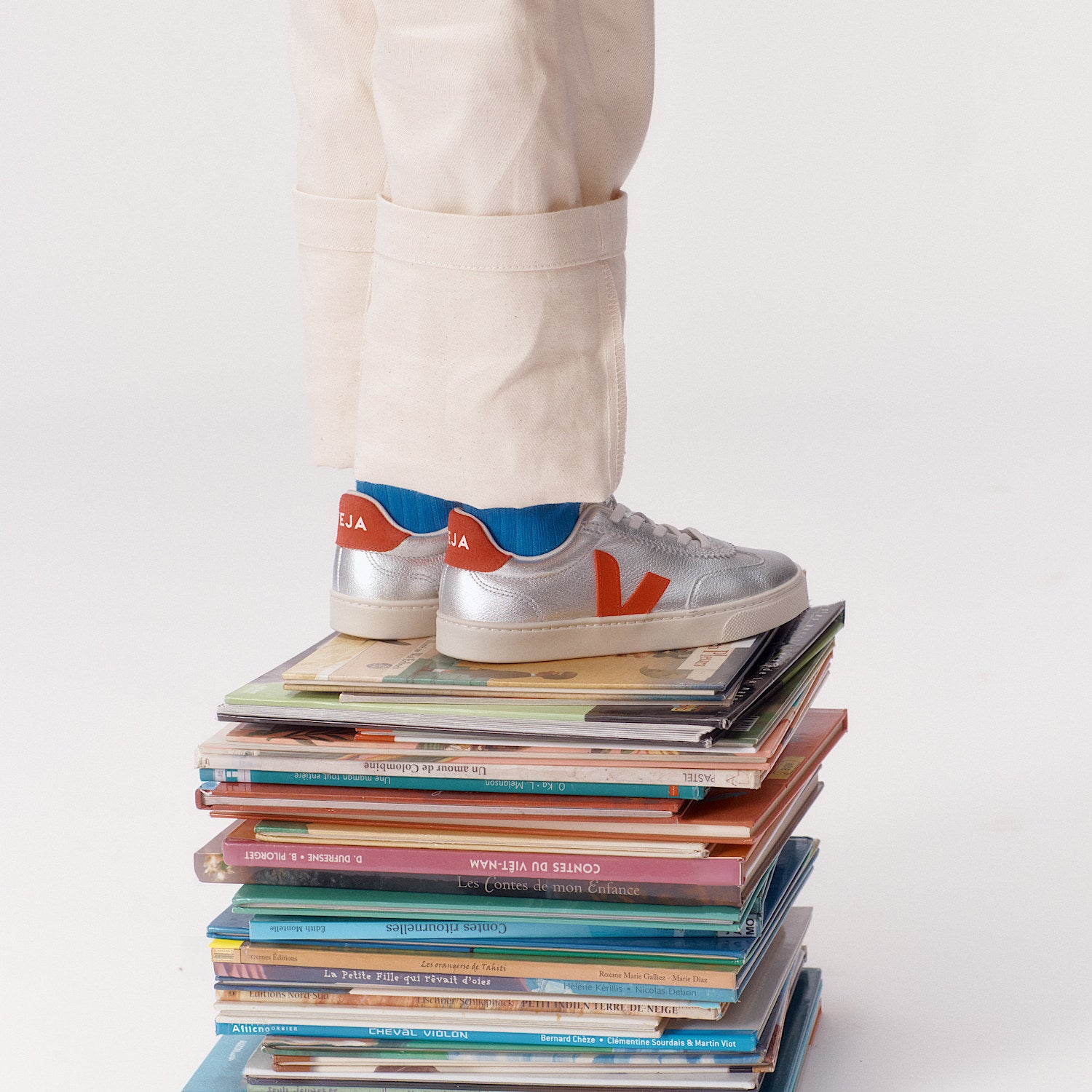 VOLLEY ELASTIC LACES LEATHER SILVER PEKIN | VEJA NEAR ME