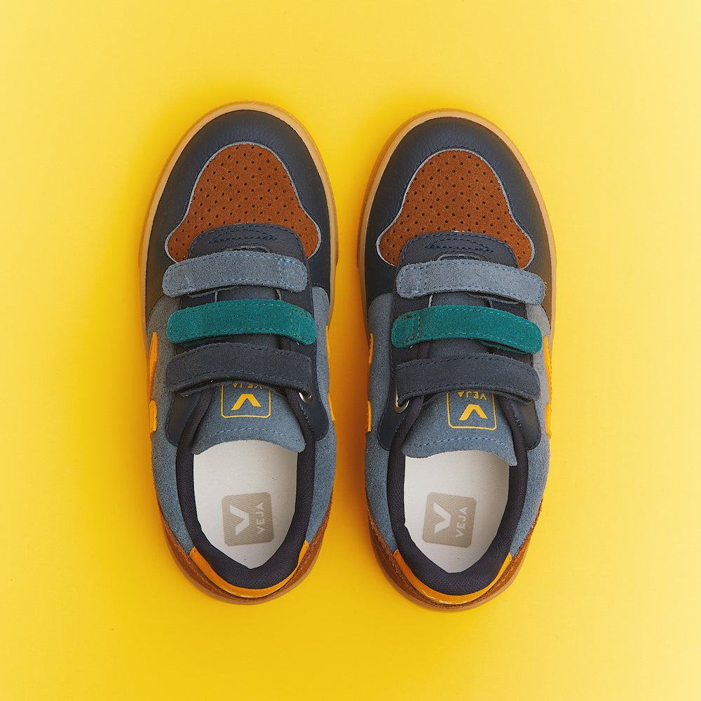 V-10 SUEDE CALIFORNIA OURO NATURAL | VEJA NEAR ME