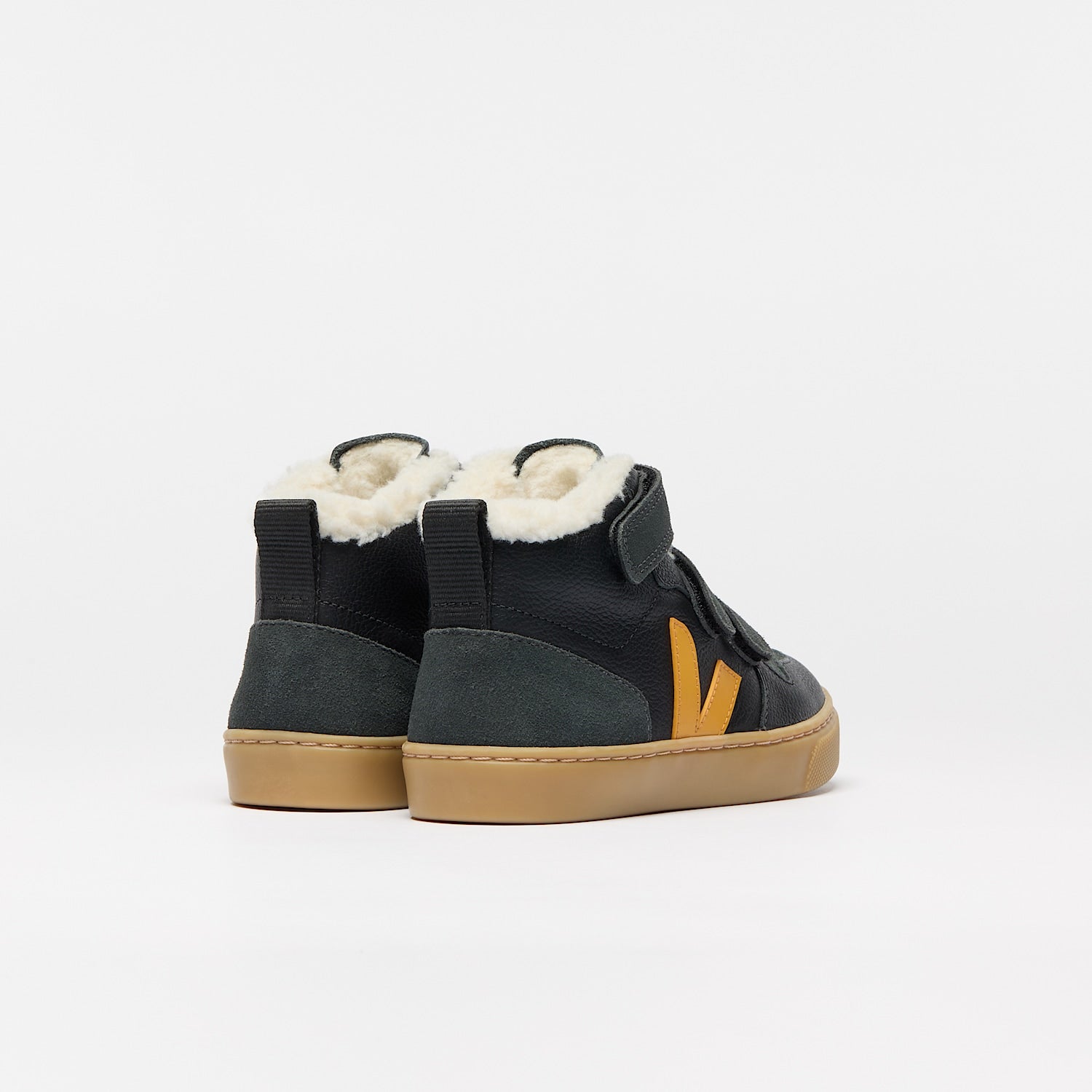 V-10 MID FURED LEATHER BALCK OURO GRAFITE | VEJA NEAR ME