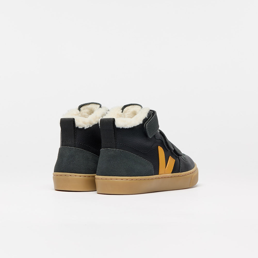V-10 MID FURED LEATHER BALCK OURO GRAFITE | VEJA NEAR ME