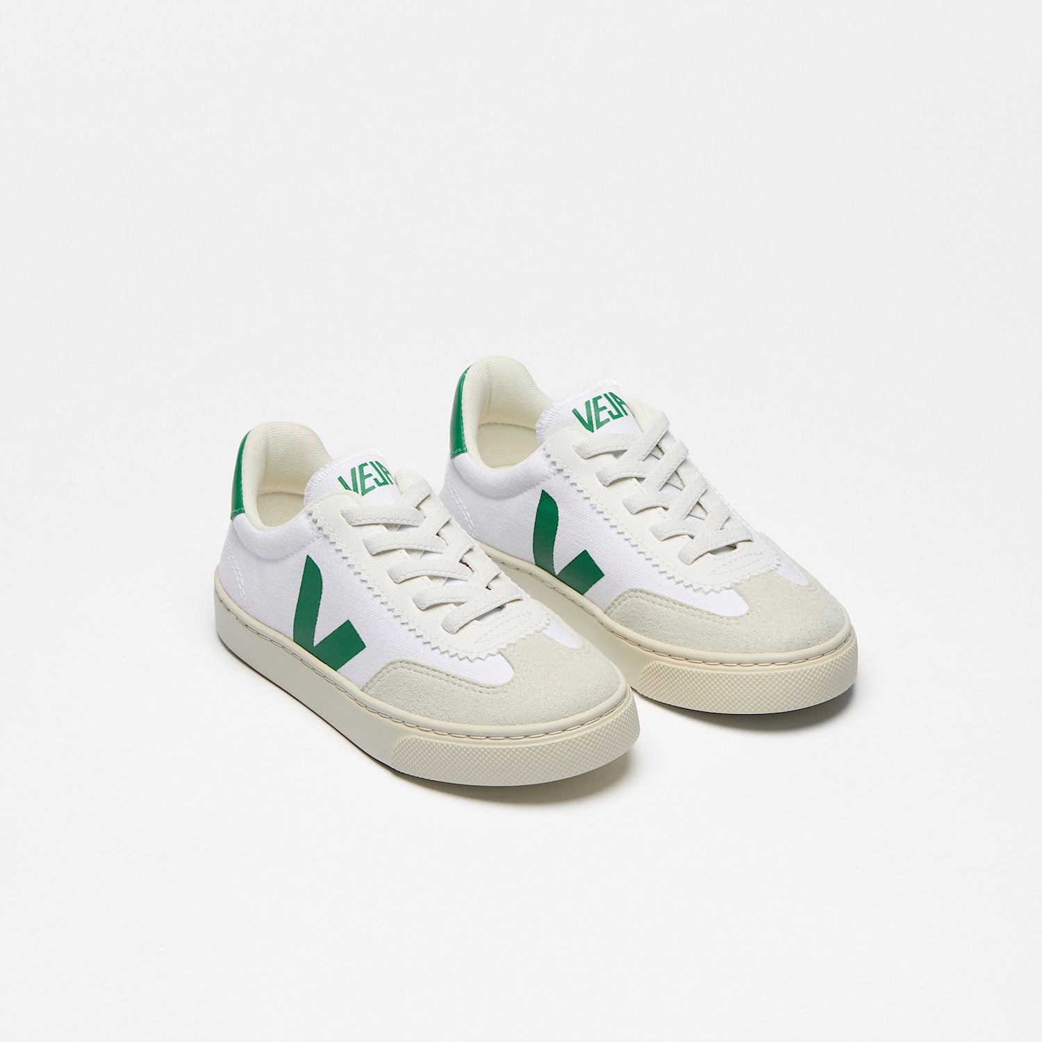 VOLLEY ELASTIC LACES CANVAS WHITE EMERAUDE | VEJA ONLINE