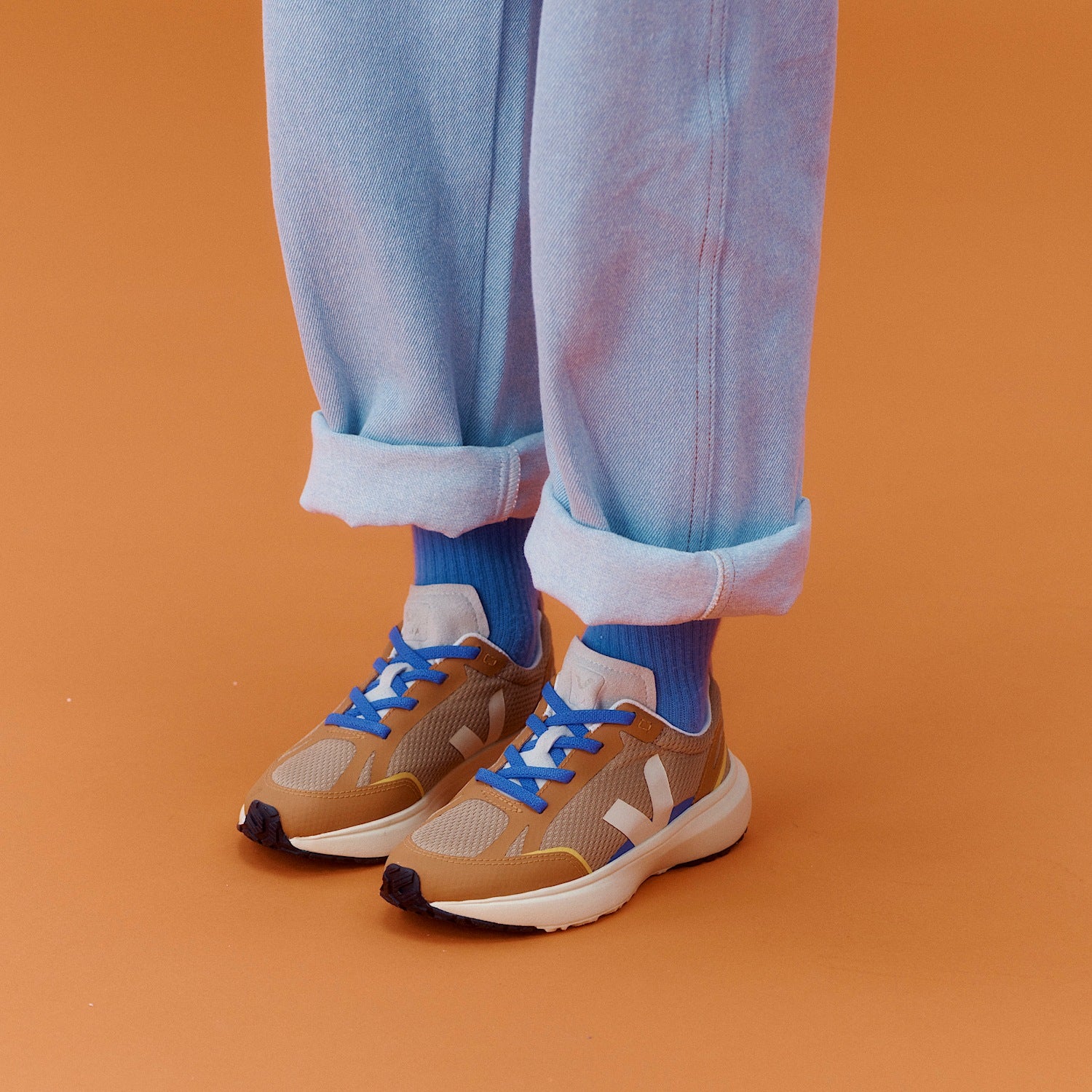 CANARY ELASTIC LACES ALVEOMESH DUNE CALCAIRE | VEJA SALE