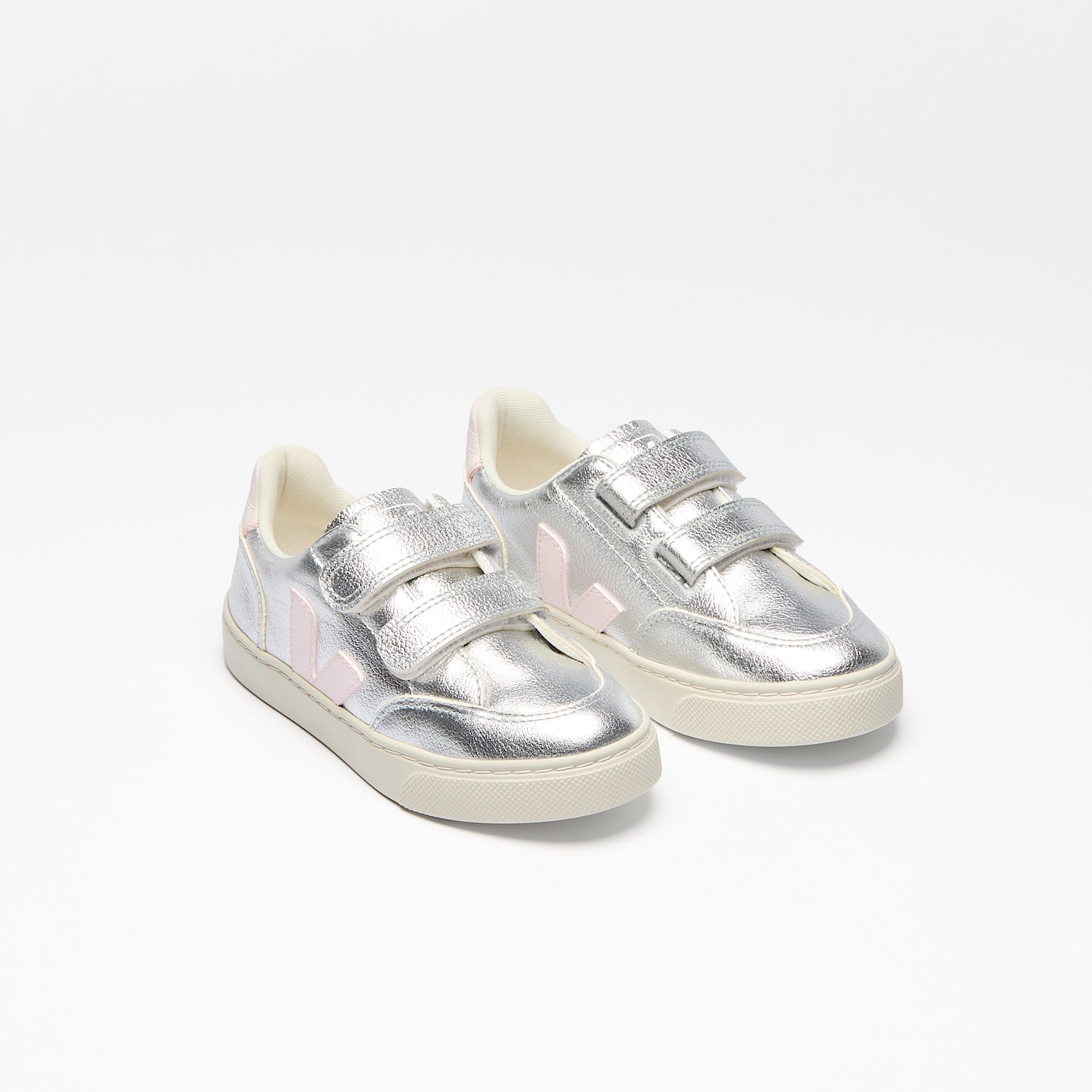 V-12 LEATHER SILVER LASSI | VEJA ONLINE