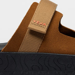 ARPOADOR SUEDE VEJA X HOMECORE COGNAC TENT BLACK | VEJA SALE