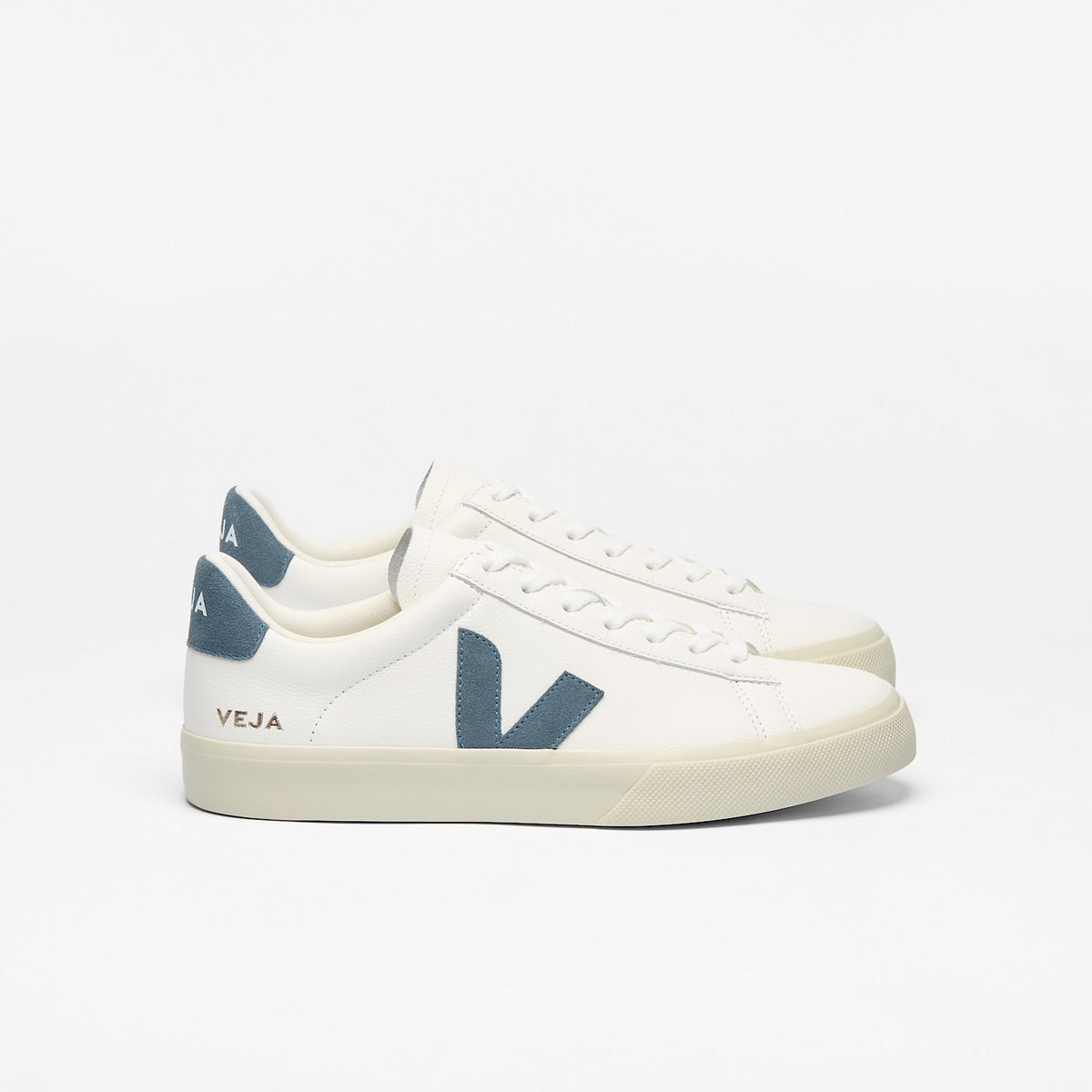 CAMPO LEATHER WHITE CALIFORNIA | VEJA SALE