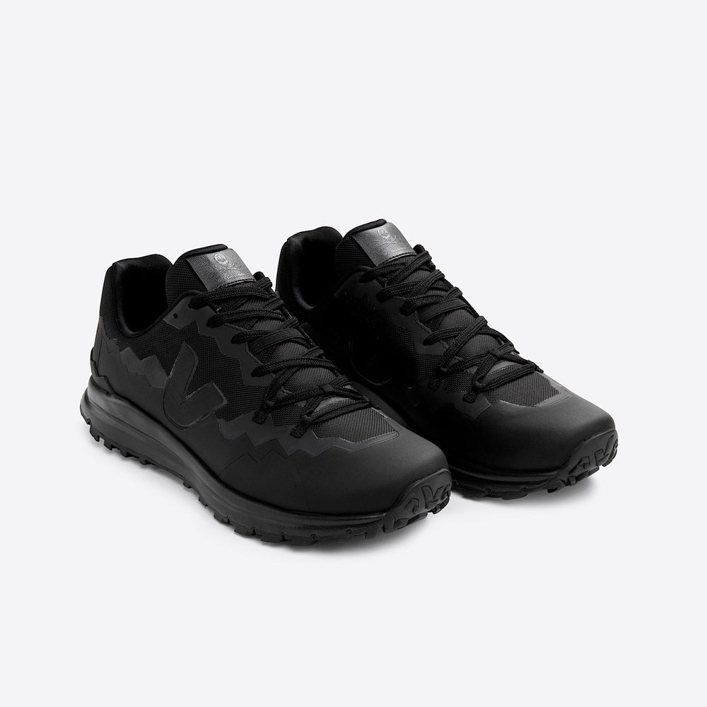 FITZ ROY TREK-SHELL VEJA X SEA SHEPHERD FULL BLACK | VEJA DISCOUNT